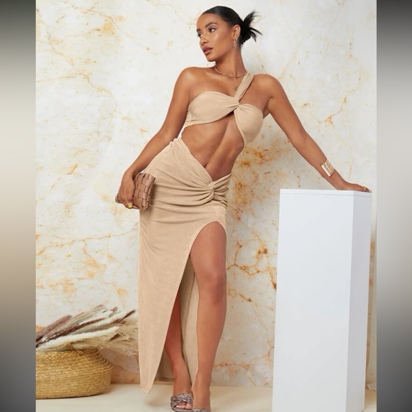 Privé One Shoulder Cut Out Top & Split Thigh Skirt